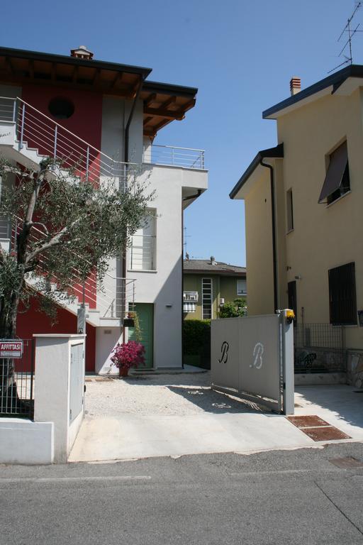 Alma Apartment Sirmione Exterior photo